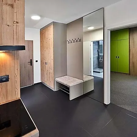 Tri Sestry Jasna Hotel 4*