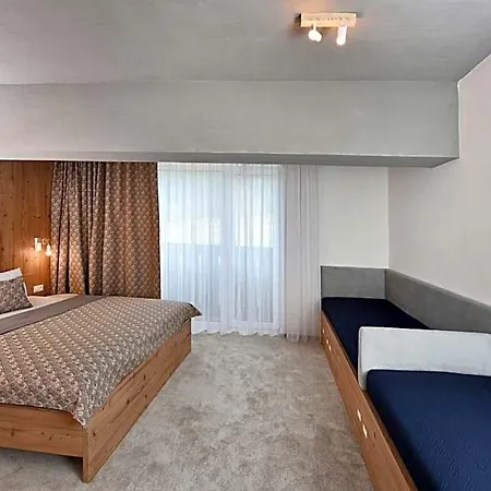 Tri Sestry Jasna Hotel 4*